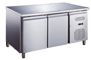 Commercial refrigeration equipment manufacturer